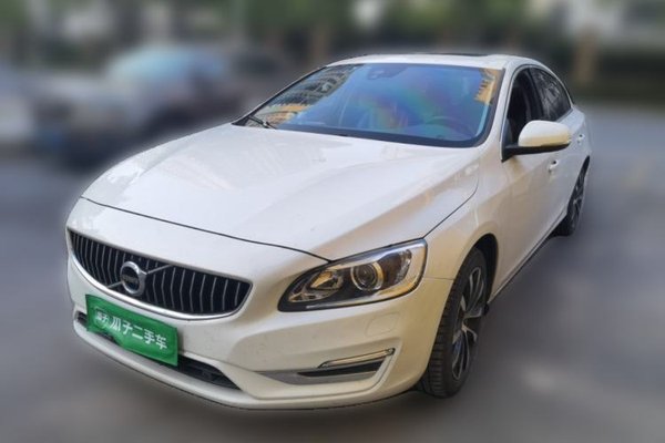 Volvo S60 · 2019 год