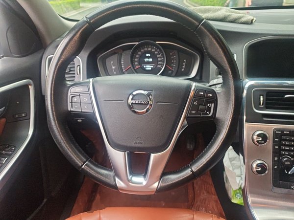 Volvo S60 2019, 113900 км, за 11349 USD - фото 7