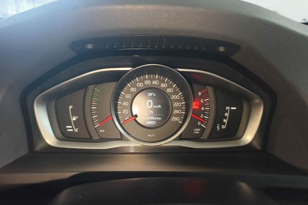 Volvo S60 2019, 46800 км, за 13435 USD - фото 14