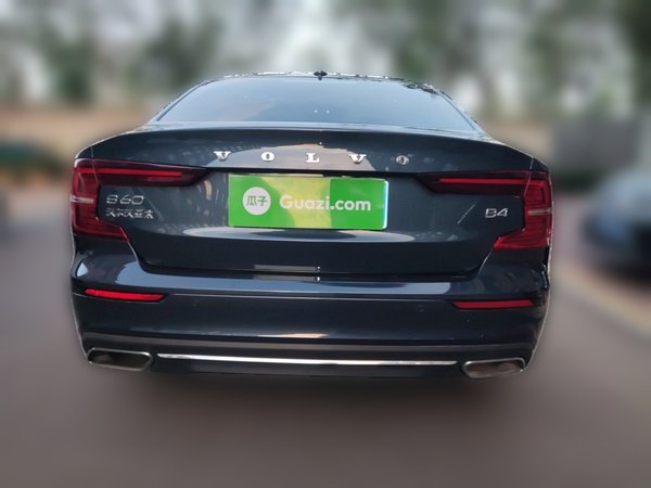Volvo S60 2022, 64100 км, за 15013 USD