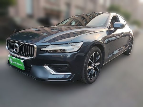 Volvo S60 · 2022 год