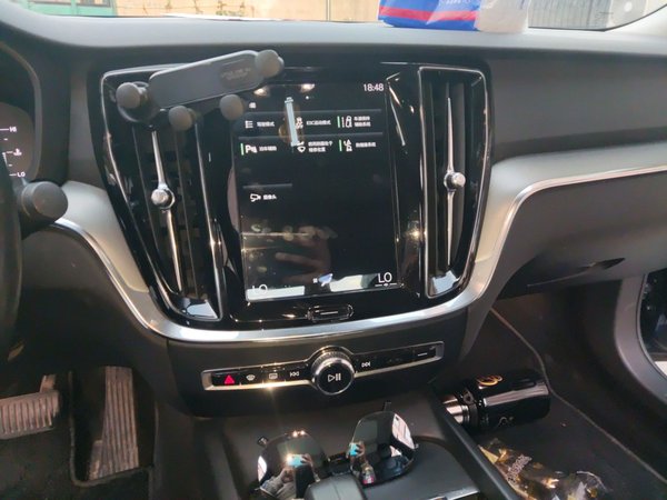 Volvo S60 2022, 64100 км, за 15013 USD - фото 14