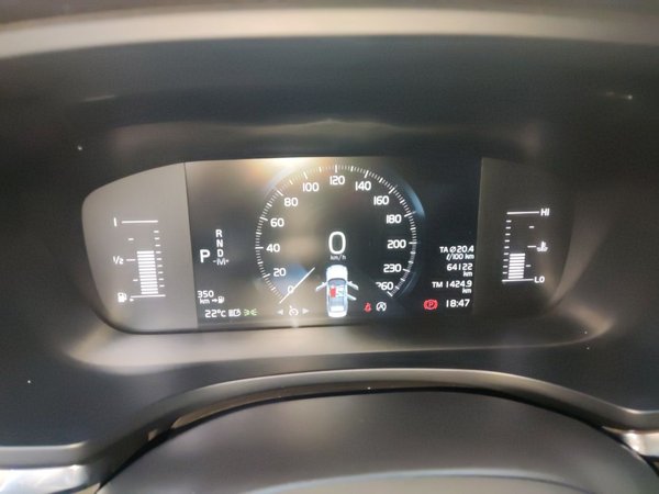 Volvo S60 2022, 64100 км, за 15013 USD - фото 12