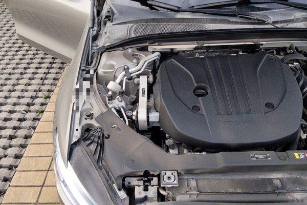 Volvo S60 2022, 46200 км, за 17424 USD - фото 23