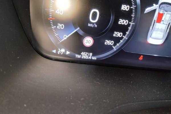 Volvo S60 2022, 46200 км, за 17424 USD - фото 12