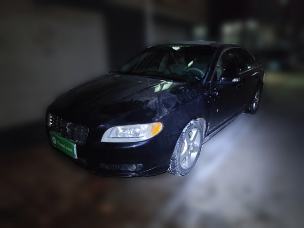 Volvo S80L · 2010 год