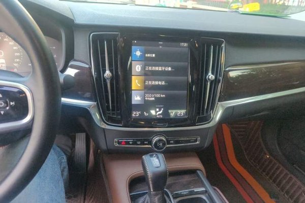 Volvo S90 2017, 187600 км, за 12710 USD - фото 14
