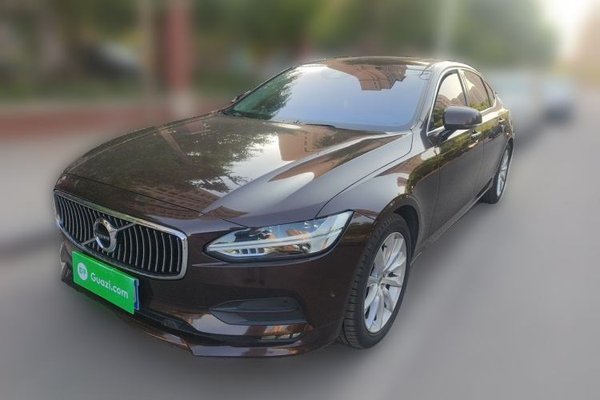 Volvo S90 · 2017 год