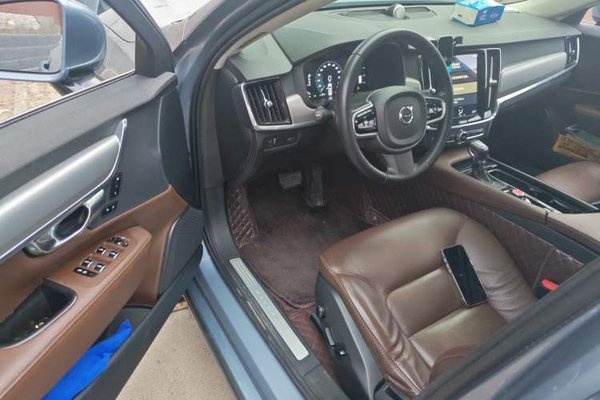 Volvo S90 2017, 117700 км, за 12753 USD - фото 17