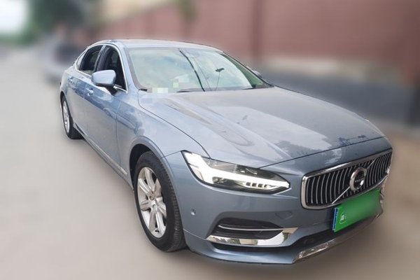 Volvo S90 2017, 117700 км, за 12753 USD