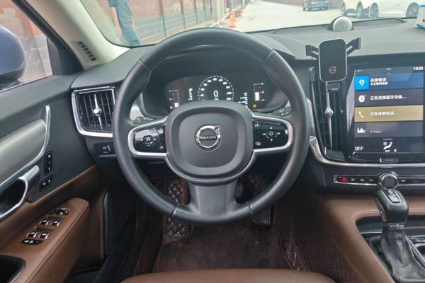 Volvo S90 2017, 117700 км, за 12753 USD - фото 11