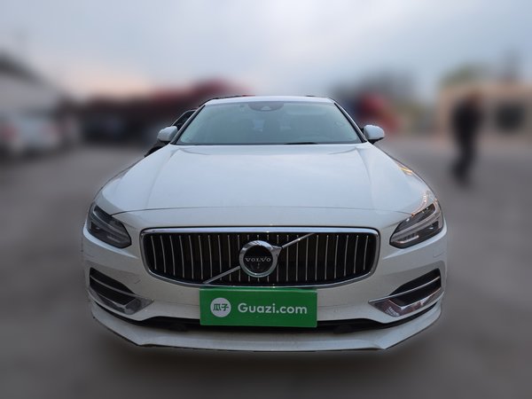 Volvo S90 2017, 101199 км, за 16063 USD
