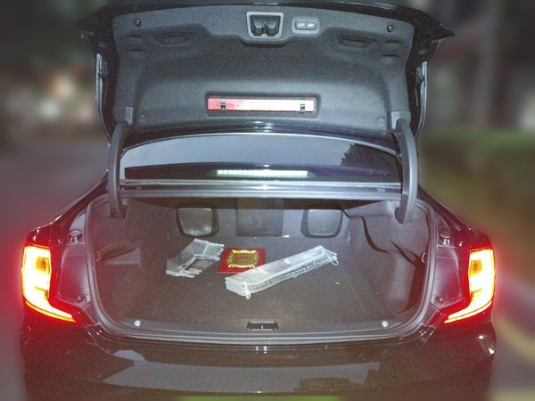 Volvo S90 2018, 198400 км, за 14776 USD - фото 11