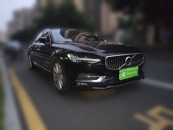 Volvo S90 · 2018 год