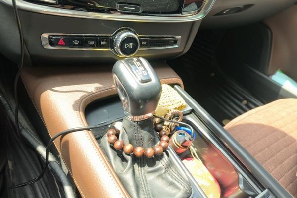 Volvo S90 2018, 52500 км, за 16440 USD - фото 9