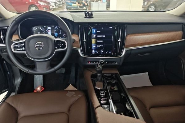 Volvo S90 2018, 117200 км, за 17515 USD - фото 13