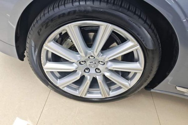 Volvo S90 2018, 117200 км, за 17515 USD - фото 8