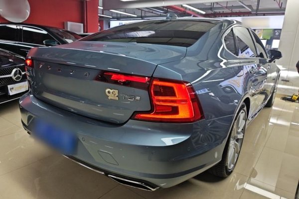 Volvo S90 2018, 117200 км, за 17515 USD - фото 6