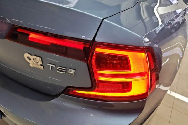 Volvo S90 2018, 117200 км, за 17515 USD - фото 7