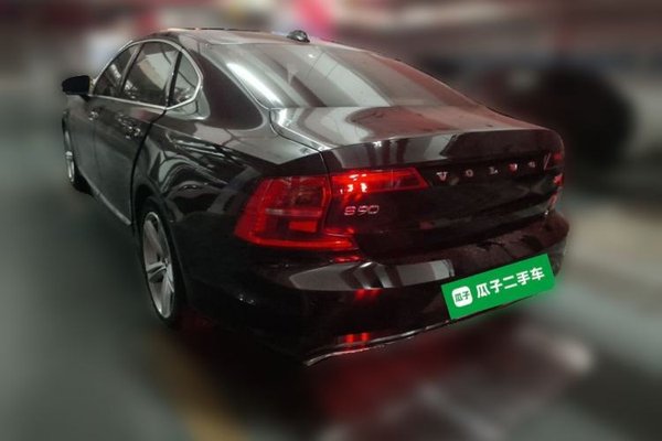 Volvo S90 2019, 83900 км, за 17136 USD