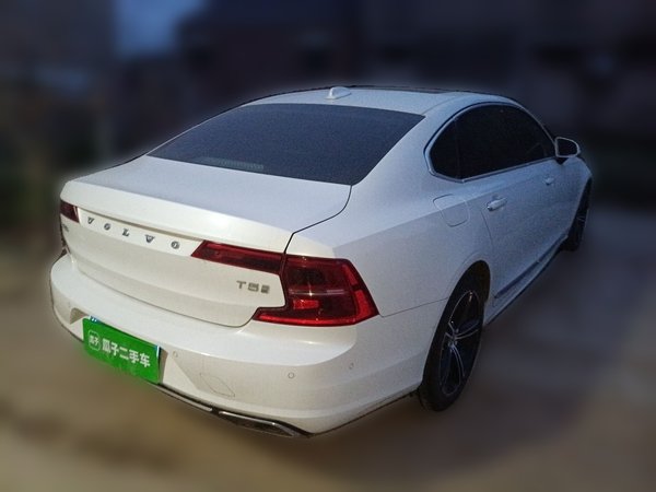 Volvo S90 2019, 121400 км, за 16569 USD - фото 6