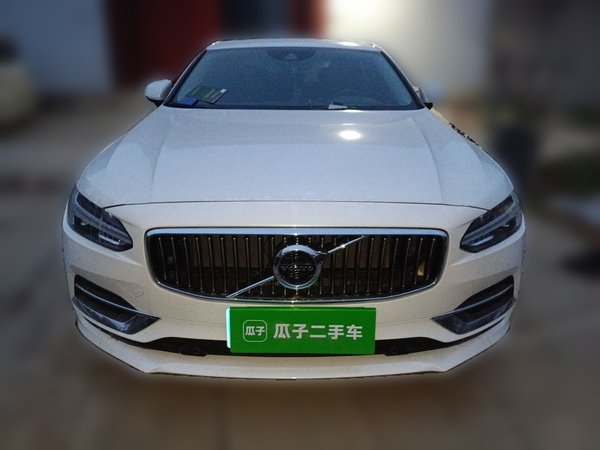 Volvo S90 2019, 121400 км, за 16569 USD