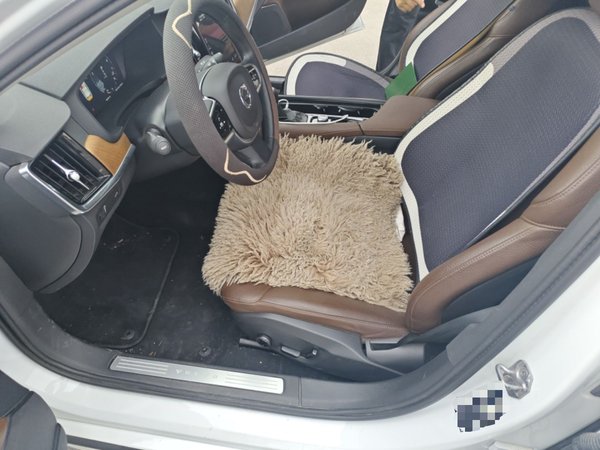 Volvo S90 2019, 60400 км, за 18407 USD - фото 15