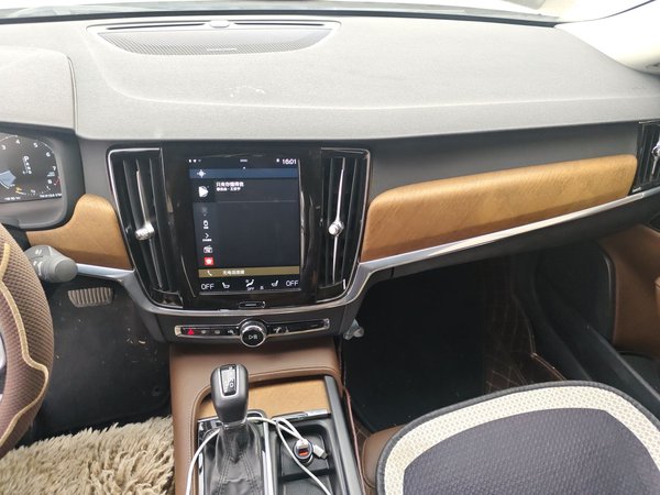 Volvo S90 2019, 60400 км, за 18407 USD - фото 13