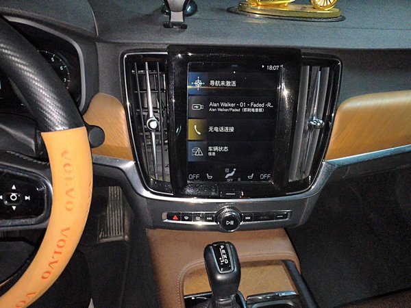 Volvo S90 2020, 115000 км, за 17733 USD - фото 16