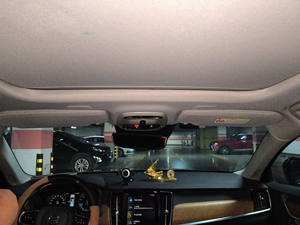 Volvo S90 2020, 115000 км, за 17733 USD - фото 11