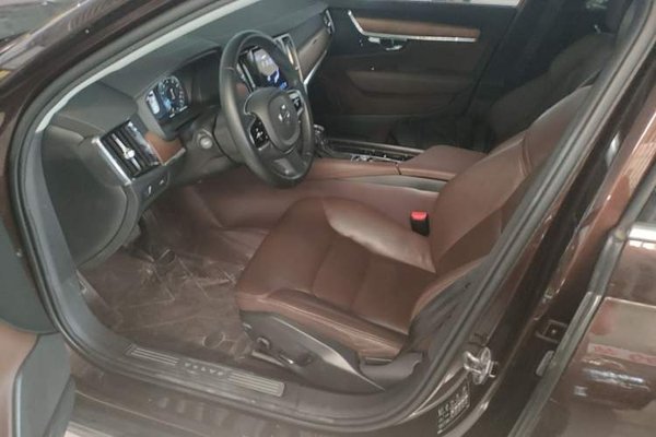 Volvo S90 2020, 59400 км, за 20395 USD - фото 18