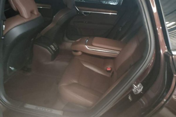 Volvo S90 2020, 59400 км, за 20395 USD - фото 20