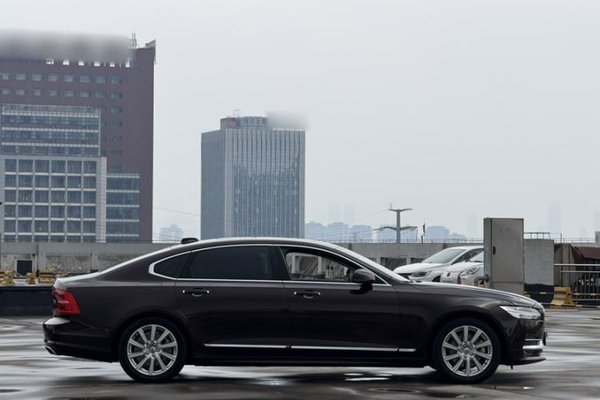 Volvo S90 2020, 71300 км, за 19893 USD - фото 18