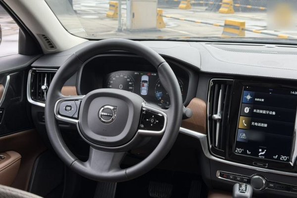 Volvo S90 2020, 71300 км, за 19893 USD - фото 34