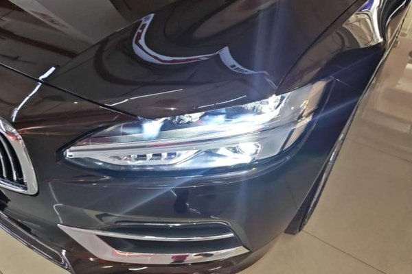 Volvo S90 2020, 71300 км, за 19893 USD - фото 8