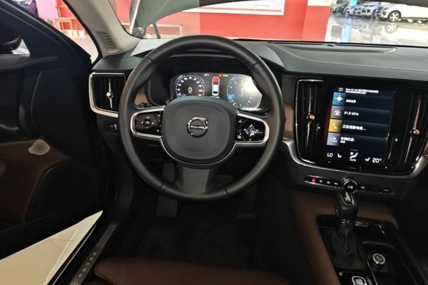Volvo S90 2020, 71300 км, за 19893 USD - фото 20