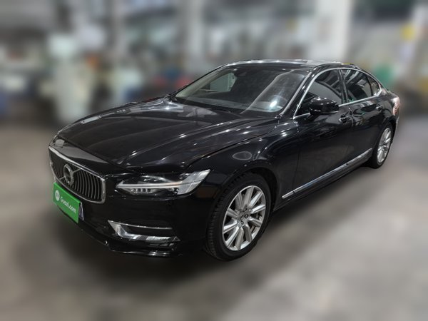 Volvo S90 2020, 149500 км, за 18587 USD