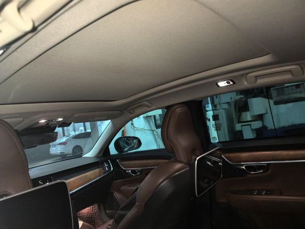 Volvo S90 2020, 149500 км, за 18587 USD - фото 11