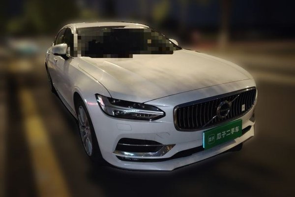 Volvo S90 2020, 125399 км, за 16102 USD