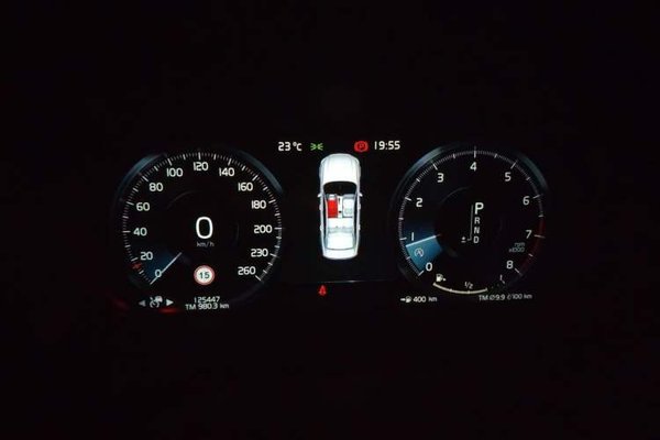 Volvo S90 2020, 125399 км, за 16102 USD - фото 12