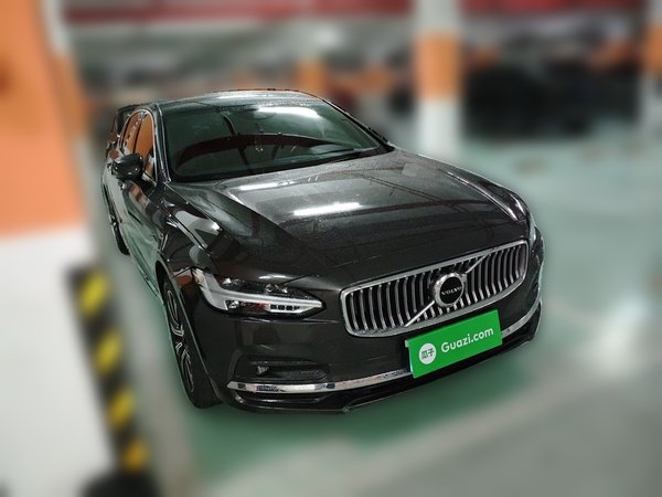 Volvo S90 2021, 42500 км, за 23684 USD