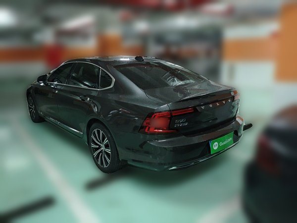 Volvo S90 2021, 42500 км, за 23684 USD