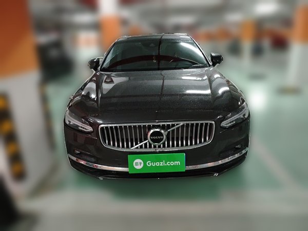 Volvo S90 2021, 42500 км, за 23684 USD