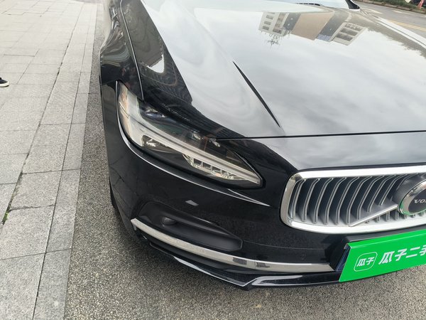 Volvo S90 2021, 131700 км, за 21538 USD
