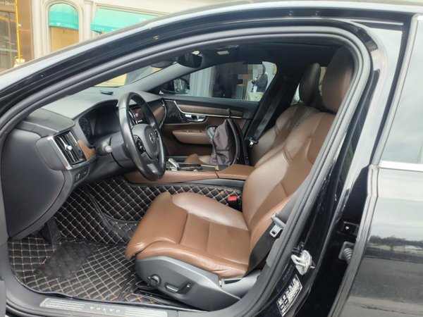 Volvo S90 2021, 131700 км, за 21538 USD - фото 12