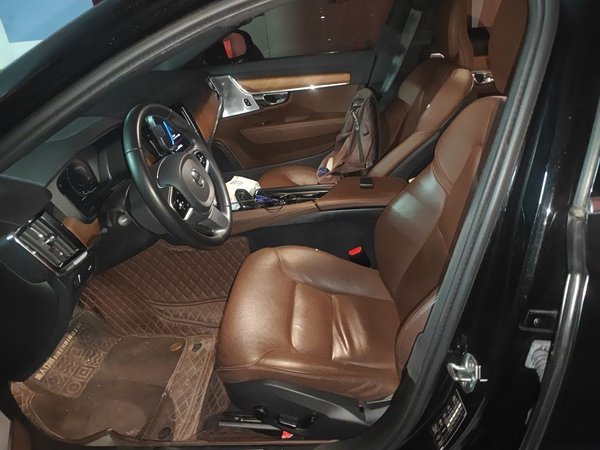 Volvo S90 2021, 87500 км, за 21375 USD - фото 16