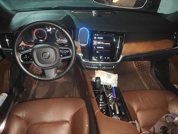 Volvo S90 2021, 87500 км, за 21375 USD - фото 10