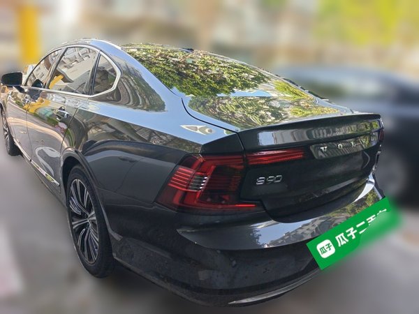 Volvo S90 2021, 49900 км, за 24068 USD