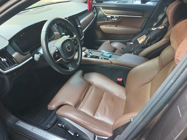 Volvo S90 2021, 49900 км, за 24068 USD - фото 14