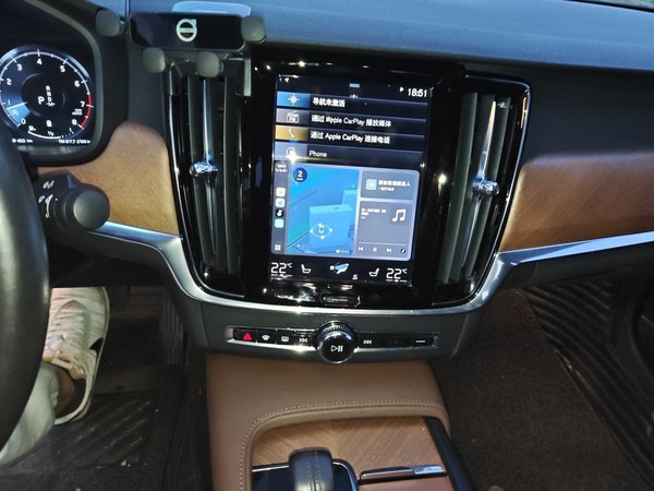 Volvo S90 2021, 67600 км, за 21049 USD - фото 10